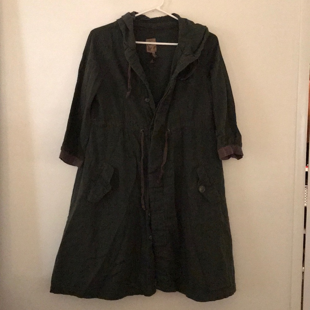 FOREVER 21 cropped sleeve hooded jacket